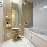 【浴室】 寛げる浴室は、追い炊き機能、浴室換気乾燥機能付きで快適にお過ごしいただけます。