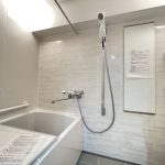 【浴室】 寛げる浴室は追い炊き機能、浴室換気乾燥機能付きで快適にお使いいただけます。