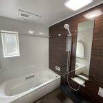 【浴室】寛げる浴室は追い炊き機能、浴室換気乾燥機能付きなので快適なバスタイムをお過ごしいただけます。