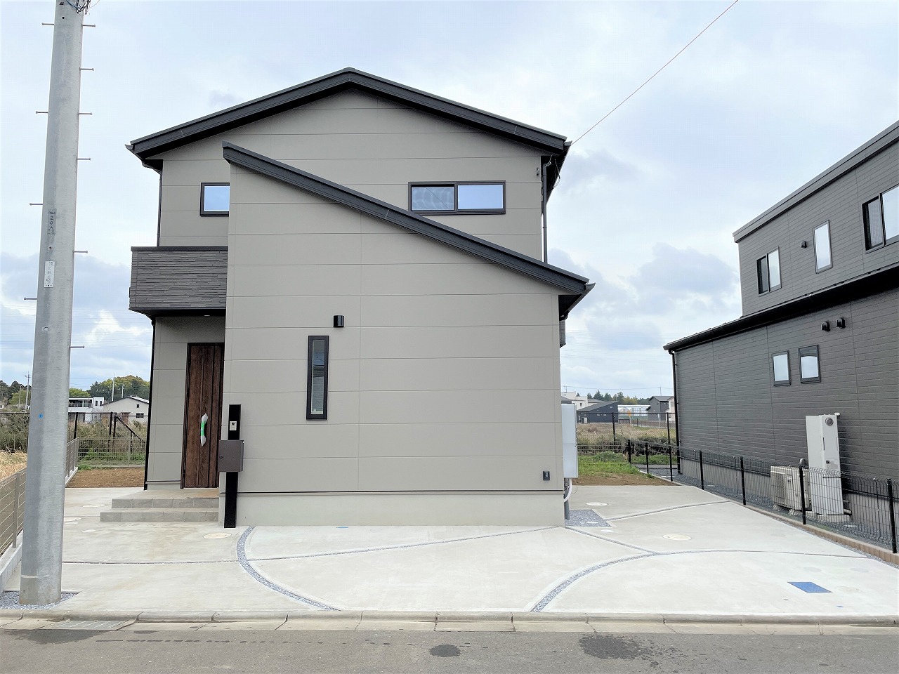 【新築戸建】印西市鹿黒南3丁目戸建て|千葉・東京・埼玉でリノベーションなら広島建設の「セナリノベ」 【新築戸建】印西市鹿黒南3丁目戸建て|千葉・東京・埼玉でリノベーションなら広島建設の「セナリノベ」