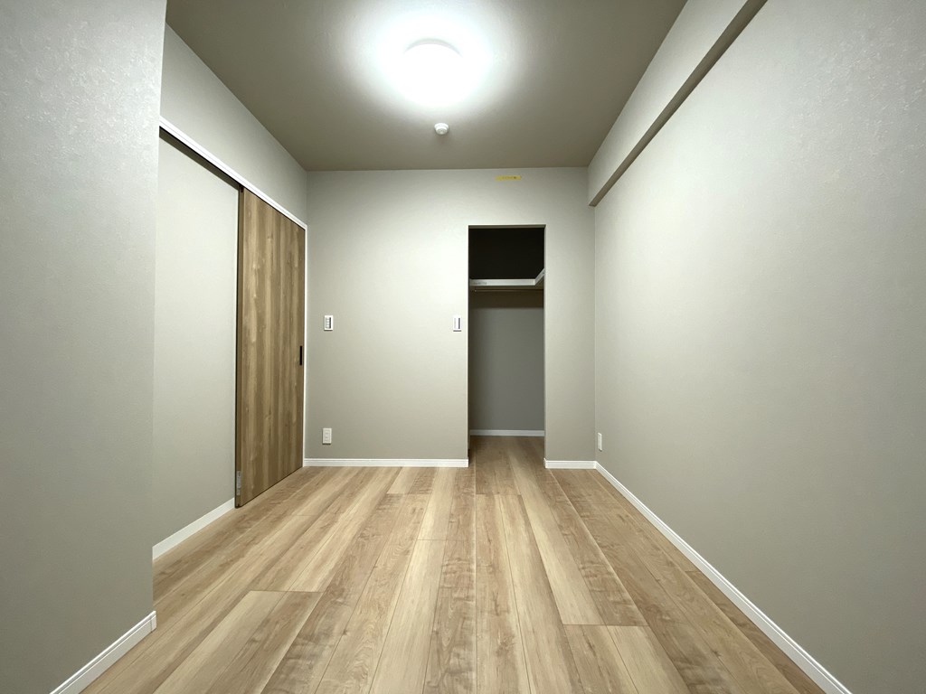 【洋室】 洋室は3部屋あります。全てのお部屋にウォークインクローゼットがあります。