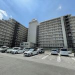 【駐車場】 駐車場は月額15000円です。空き状況は随時ご確認ください。
