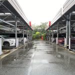 【駐車場】 駐車場の様子です、月額　6000円～9000円。空き状況は随時ご確認ください。