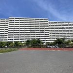 【外観】 葛西臨海公園や水族館とともに開発されたマンションになります。都内でありながら海を感じることができる住環境が魅力です。