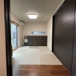 【1階和室】 1階の洋風和室は6.0帖の広さがあります。
