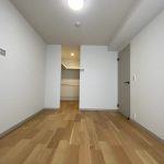 【洋室】 洋室は4部屋あります。全てのお部屋に収納完備。ウォークインクローゼットもあります。