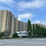 【外観】 北総線の印西牧の原駅徒歩5分の立地。周辺にはお買い物が充実しているので暮らしやすい住環境が整っています。