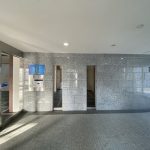 【エントランス】 オートロックシステム完備でセキュリティ面も安心のマンションです。