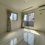 【洋室】 洋室は4部屋あります。全てのお部屋に収納がついています。