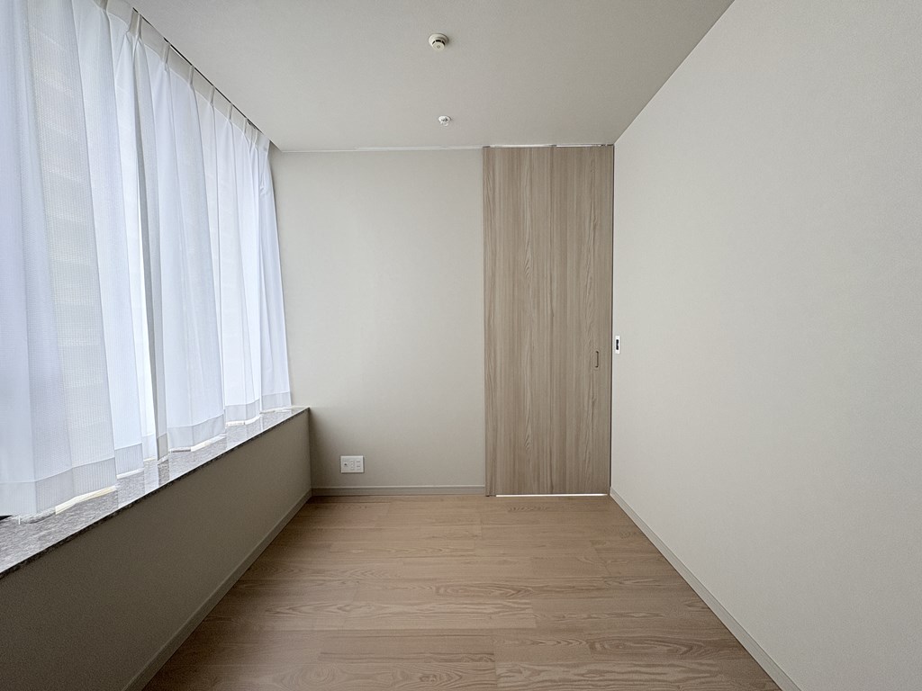 【洋室】 洋室は3部屋あります。全てのお部屋に収納があります。