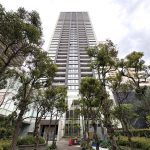 【外観】 地上34階、地下1階だての19階部分の角部屋になります。フルリノベーション済みなので綺麗ない部屋ですぐに新生活が始められます。
