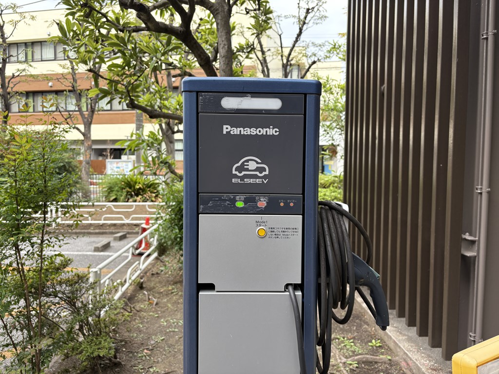 【EV充電器】 EN充電器完備です。