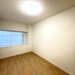 【洋室】 洋室は3部屋。全てのお部屋に収納があります。ウォークインクローゼットや寝具が収納できるフトンクローゼットもプランニングしています。