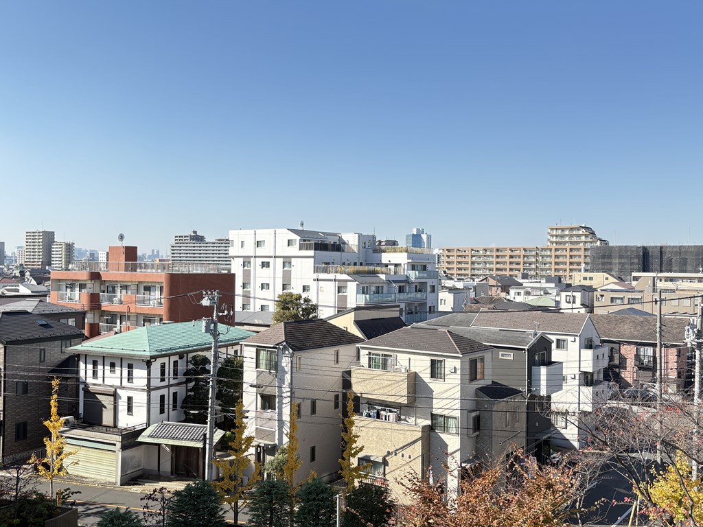 【眺望】 バルコニーからの眺望。