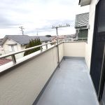 【バルコニー】