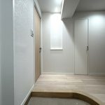 【玄関】 玄関の様子です。