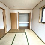 【1階和室】6帖の和室の様子です。