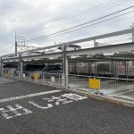 【駐車場】 駐車場の様子です。月額 8000円~11000円。空き状況は随時ご確認ください。