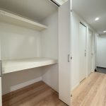 【フトンクローゼット】 深型の収納はフトンクローゼットとして利用していただけます。出し入れしやすい仕様になっています。