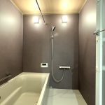 【浴室】 寛げる浴室は追い炊き機能、浴室換気乾燥機能付きで快適なバスタイムをお過ごしいただけます。