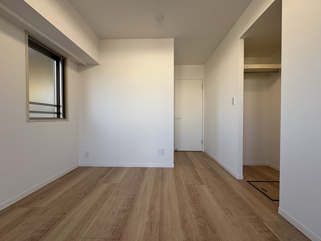 【洋室】 洋室は3部屋あります。全てのお部屋に収納がついています。