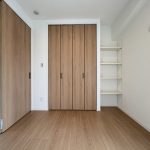 【洋室】 洋室は3部屋あります。全てのお部屋に収納と窓があります。