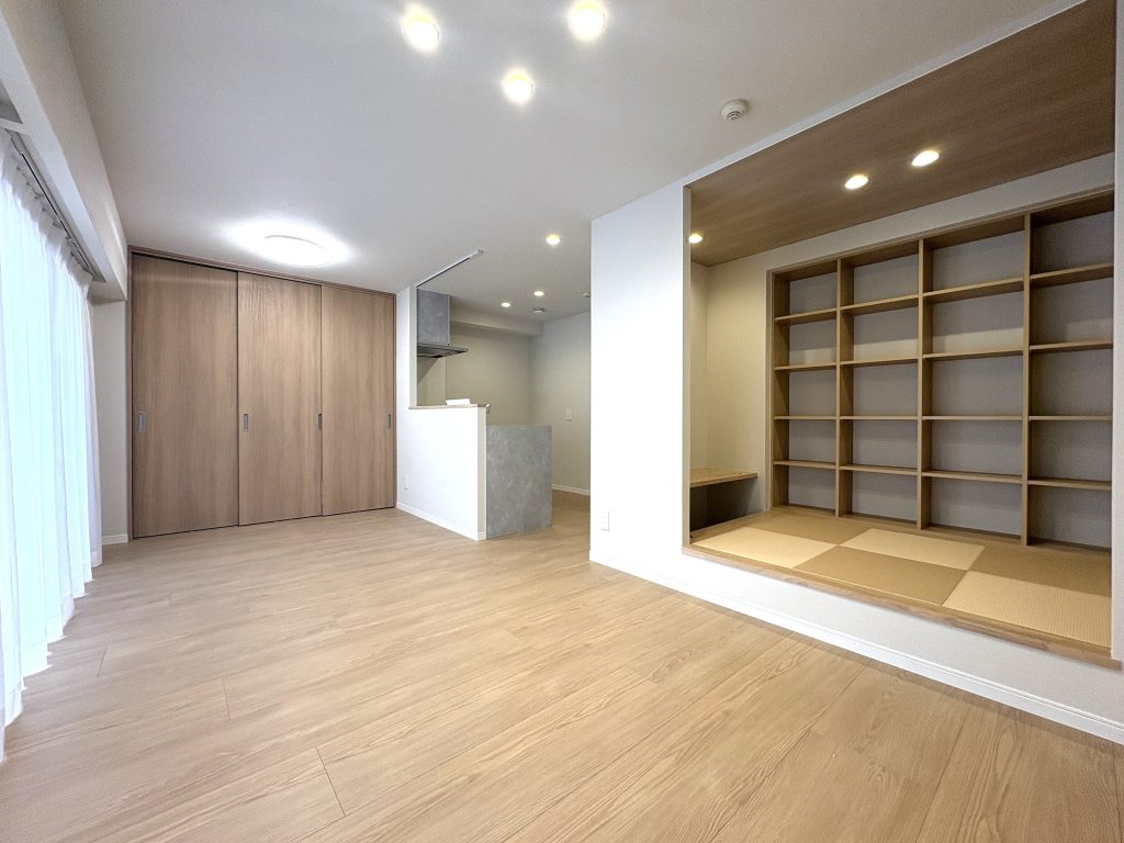 ルネプライディアは、東京メトロ有楽町線の豊洲駅徒歩10分にあるペットと暮らせる（細則有）マンションです。2001年築、12階建ての9階のお部屋。運河に囲まれたウォーターフロント。お問い合わせください。